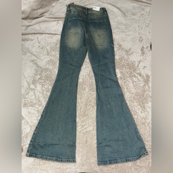 Rue21 Vintage Wash Flare Jeans - Picture 2 of 3